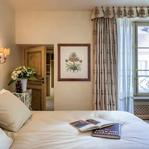 Historical Center - 165 Square Meter - 3 Bedrooms & 3 Bathrooms Apartment Annecy
